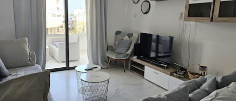 TV