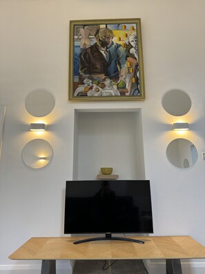 Interior - Weybridge Garden Cottage (Weybridge)