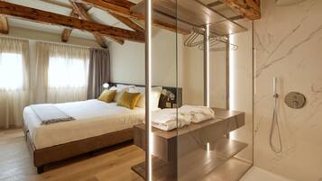 Panoramic Apartment, Terrace, City View