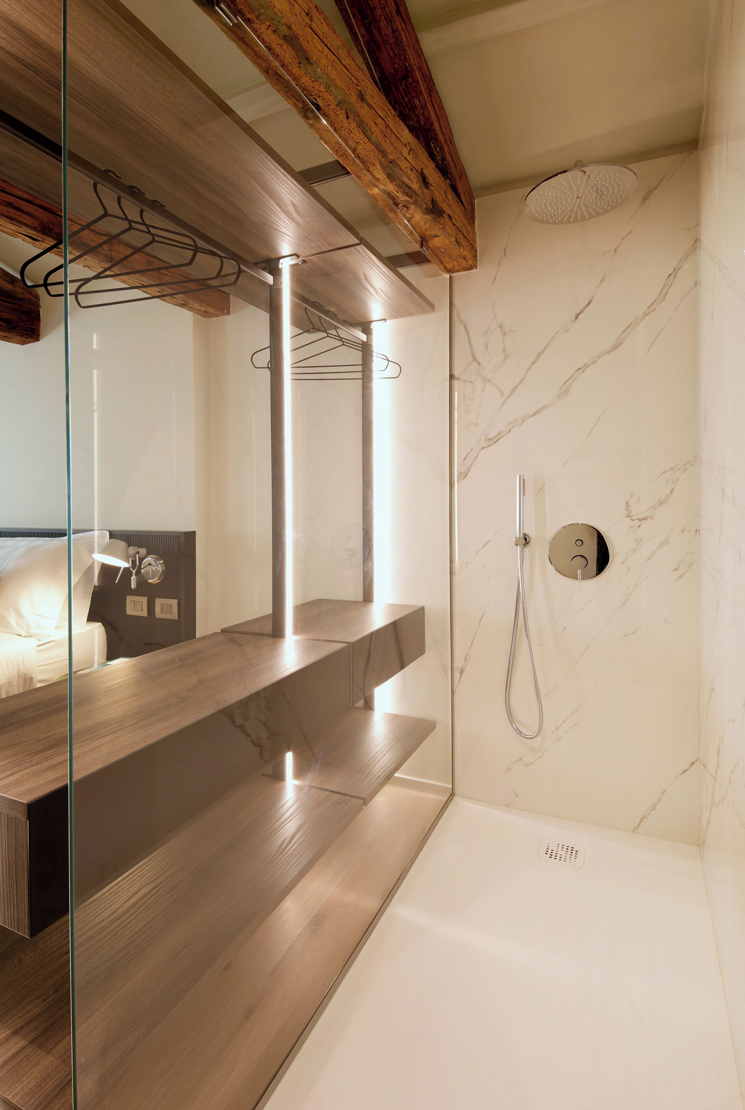 Bathroom shower