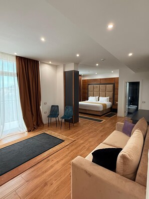Basic Studio Suite, Balcony, Beach View