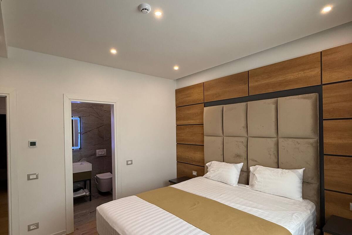 Family Suite, Beach View | 1 bilik tidur, meja, langsir/tirai gelap terus, kalis bunyi