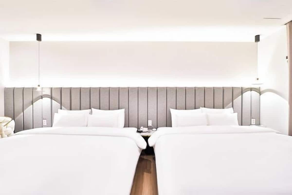 Wifi gratis y ropa de cama