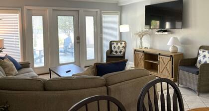312 Captain John Fripp - Private Community Pool