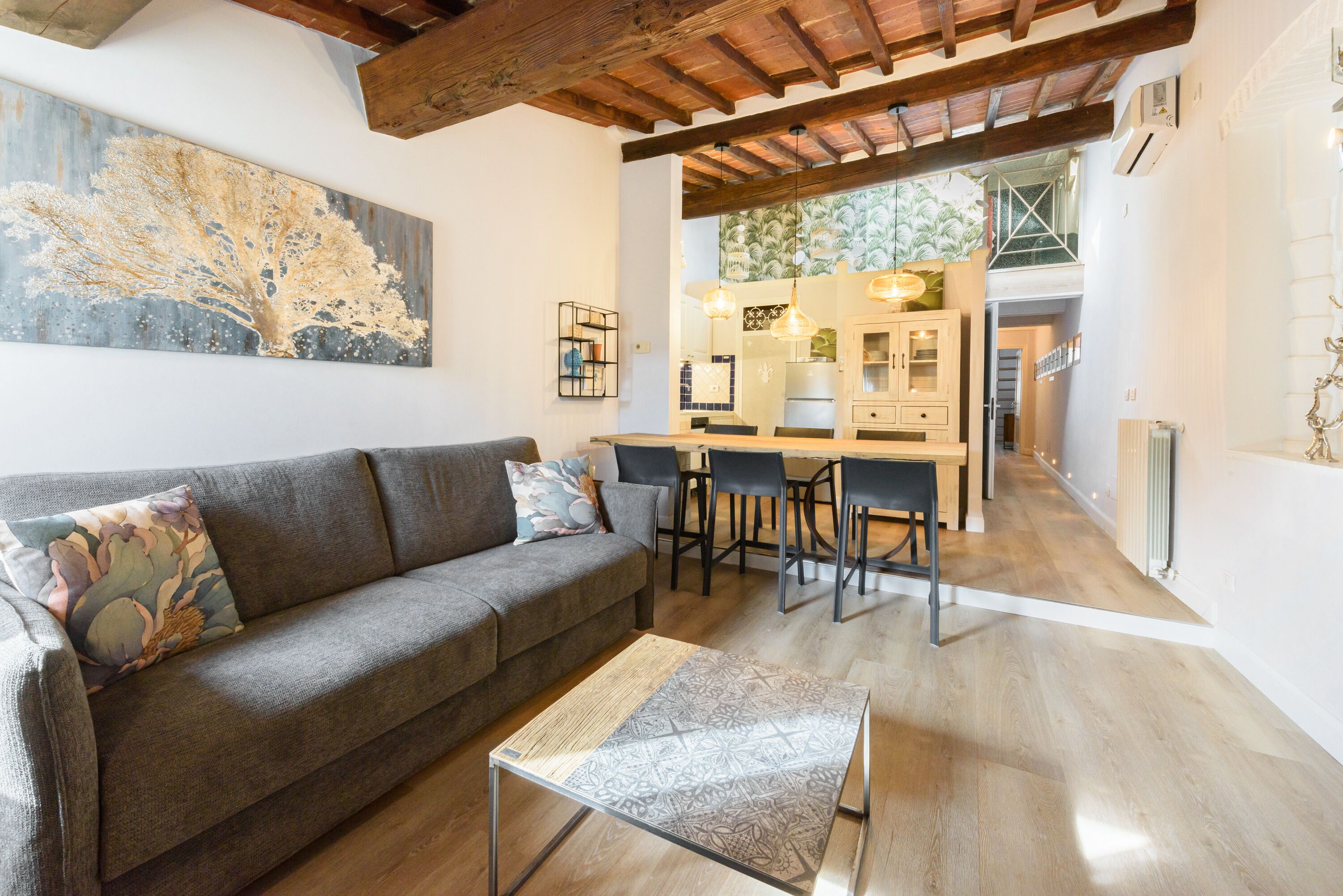 Comfort Apartment | Living area | 40-inch flat-screen TV with digital channels