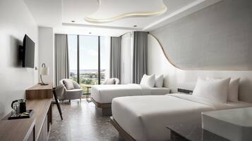 Premier Triple Room, 1 Bedroom, City View