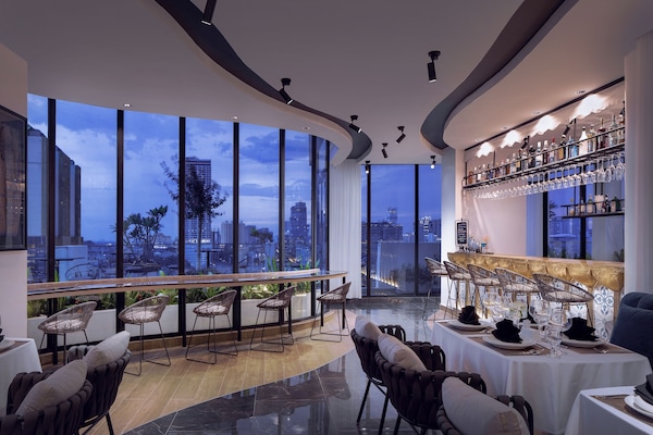 Bar (en la propiedad)