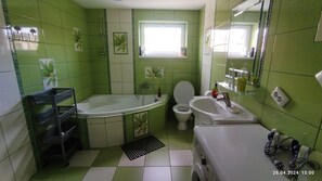 Hair dryer, towels, soap, toilet paper - Lucky Cat , accommodation for tourists in National Park High Tatras (Nová Lesná)
