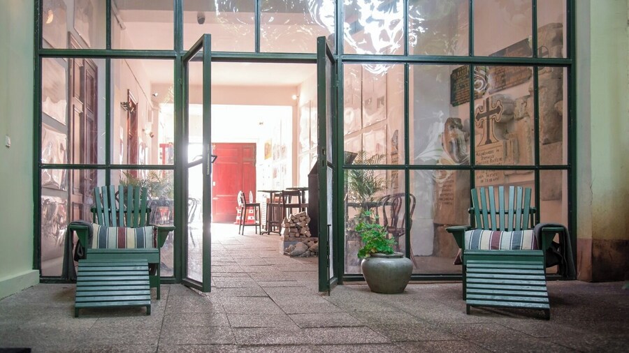 Ratiu House