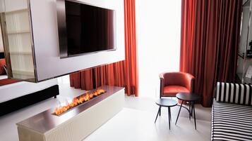 Make Love Not Rules (102) | Living area | 50-inch Smart TV with digital channels, Netflix, Hulu