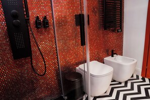 Make Love Not Rules (102) | Bathroom | Designer toiletries, hair dryer, bathrobes, slippers - Kind Places - Suite Experience (Naples)