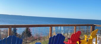 Secluded Sinclair Island Cliff with Water View and amazing SUNSETS