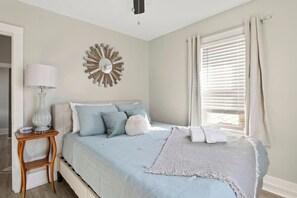 3 dormitoris, planxa i posts de planxar, wifi i roba de llit 