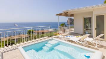 Panoramic Studio | Terrace/patio