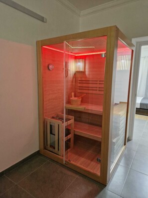 Rom – design, ikke-røyk | Sengetøy av topp kvalitet, memory foam-senger og individuelt innredet