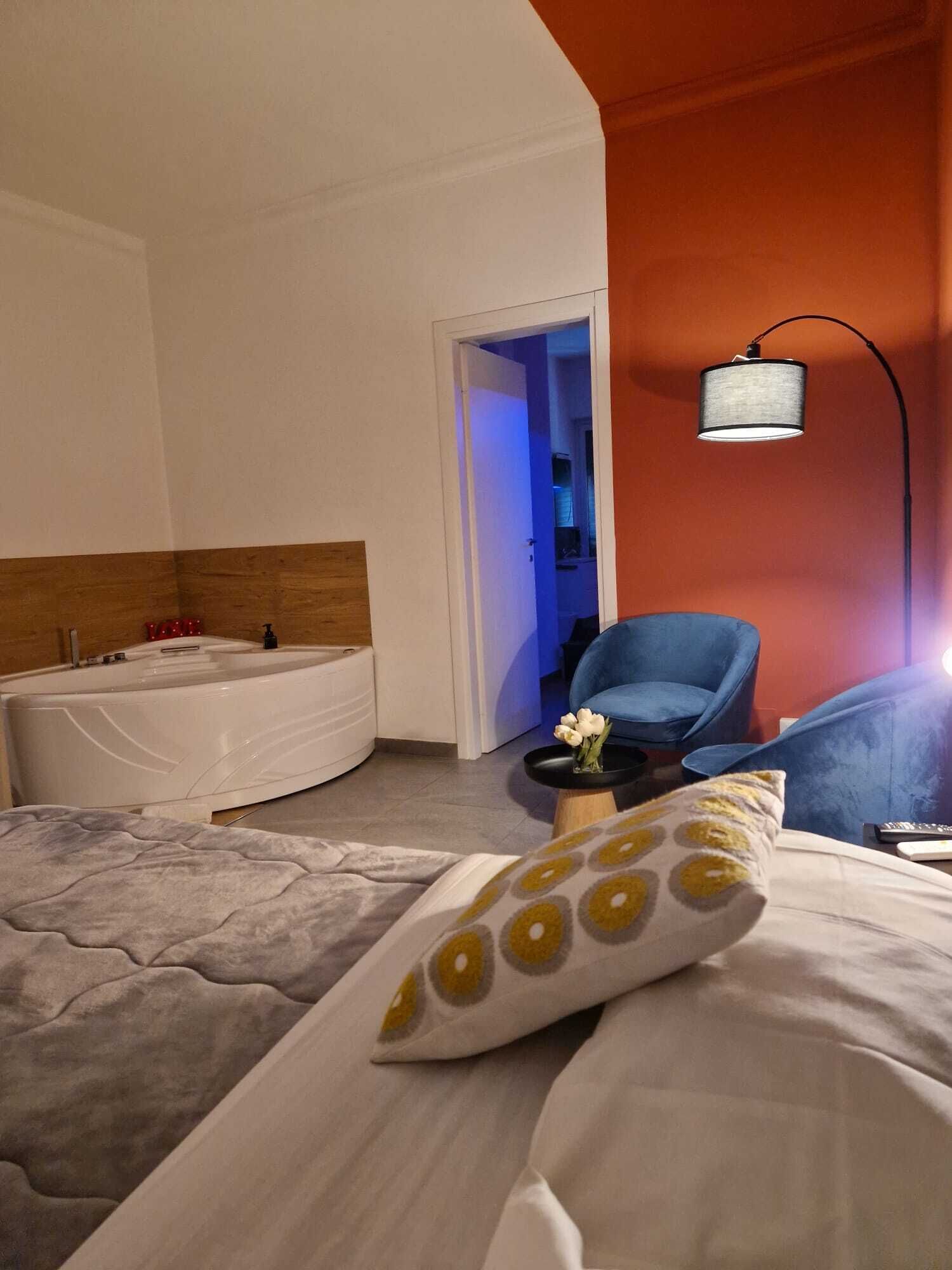 Design Room, Non Smoking | Premium bedding, memory foam beds, individually furnished, desk