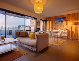 Televisión de pantalla plana 106 cm con canales de televisión por cable