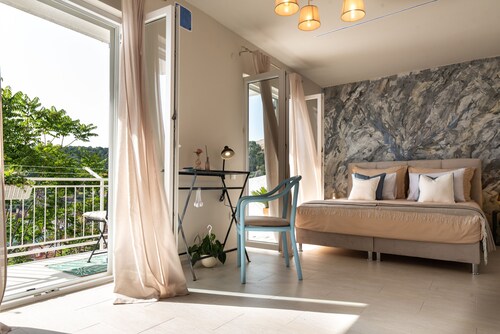 Yukka ComFor city center apartment with parking