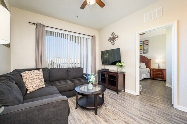 Exterior - Beautiful Vacation Condo, Vista Cay Resort 3014 (Orlando)