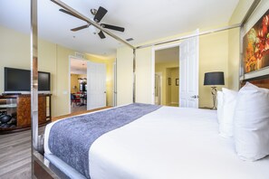 Apartment (Large Condo with Pool Table, Vista Ca)