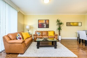 Exterior - New Modern Townhome, Near The Parks - 4030 (Orlando)