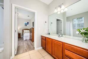 Condo (New Listing Beautiful Vacation Condo ) | Bathroom
