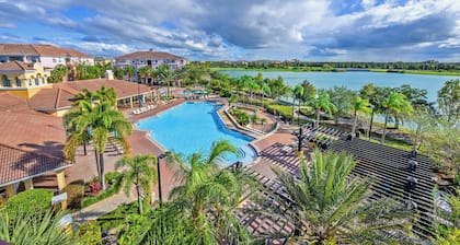 New Modern Vista Cay Reserve Condo - 6006