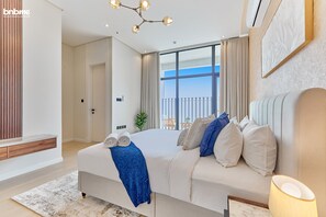 Apartament, 3 dormitoris, cuina | 3 dormitoris, roba de llit d'alta qualitat i caixa forta a l'habitació