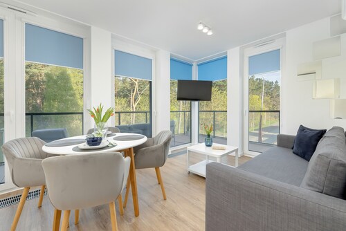 Lighthouse Apartment 1.2 by Renters