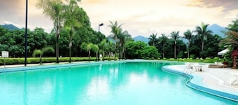 Shantou Lotusmountain Hot-Spring Resort
