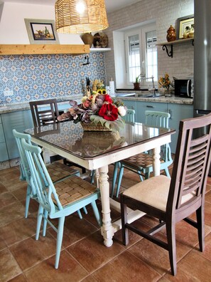 Dining - Restauracion Bonita, Idilica, Cerca de la Villa del Torcal (Villanueva de la Concepcion)