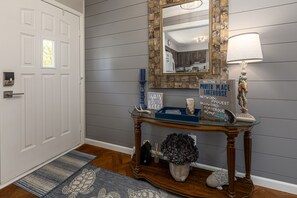 Interior - Family Lake House w/ Dock, Kayaks & 2 Kitchens (Goreville)