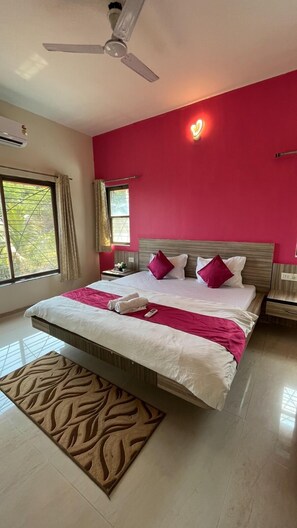 6 間睡房、免費 Wi-Fi、床單