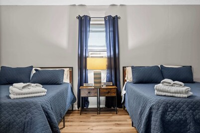 Cozy Stay | Perfect for Work and Getaway Seekers!