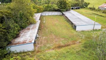 Enceinte de lâhĂ©bergement