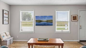 Televisión y oficina