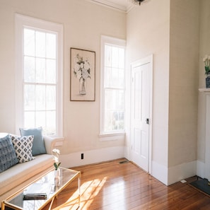 House | 7 bedrooms - Historic Antebellum Manor (Trenton)