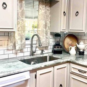 House | 3 bedrooms - Elegant Crofton Ranch (Augusta)