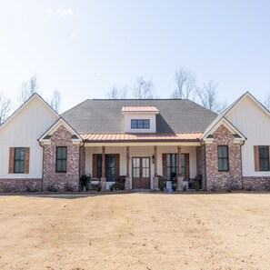 Exterior - Mt. Vintage Getaway (North Augusta)