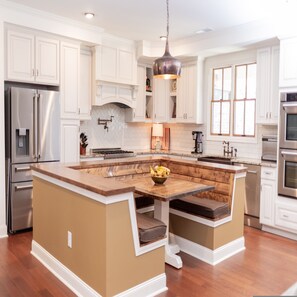 House, Accessible | 5 bedrooms - Mt. Vintage Getaway (North Augusta)