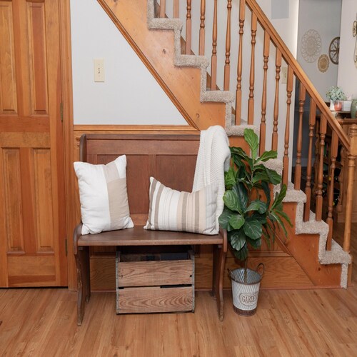 Classic Watervale Retreat