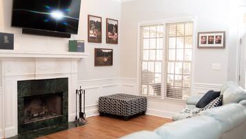 House | 4 bilik tidur