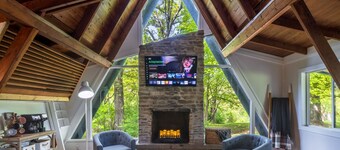 Lake View Hot Tub Modern A-frame