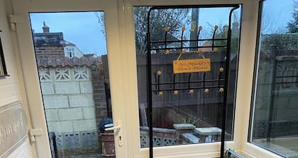 1-bedroom Apartment Sleeps 4, Parking