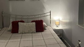 1 habitación, wifi gratis y ropa de cama