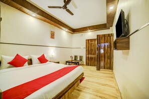 华丽双人房 | 1 多间卧室、笔记本电脑工作区、床单