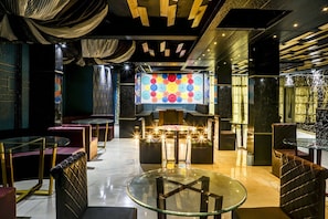 Restaurant - OYO Hotel Vip (Kota)