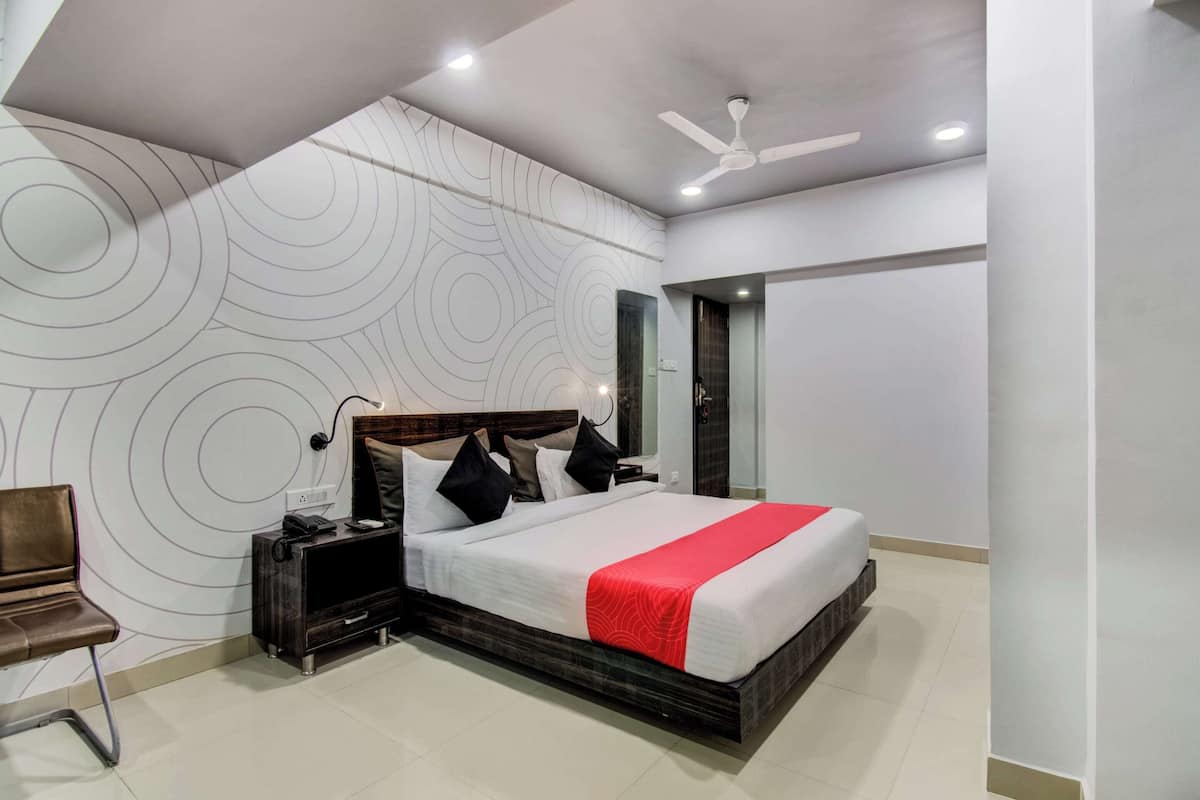 Standard Double Room | 1 bedroom, bed sheets