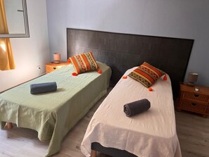 5 bedrooms, desk, iron/ironing board, travel cot - Villa Le Coin de Paradis Classée 3 Étoiles (Saint-Leu)