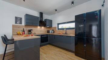 Microwave, dishwasher, coffee/tea maker, highchair